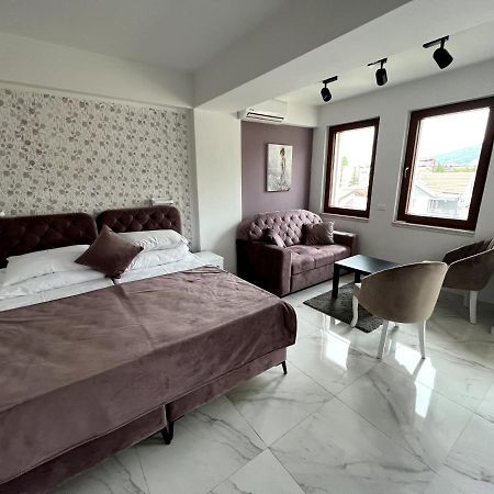 Lychnidos Apartments โอครีด ภายนอก รูปภาพ